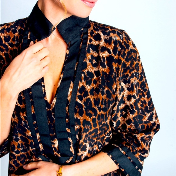 Maresole Silk Crepe de Chine Cover Up / Tunic. - Picture 2 of 5